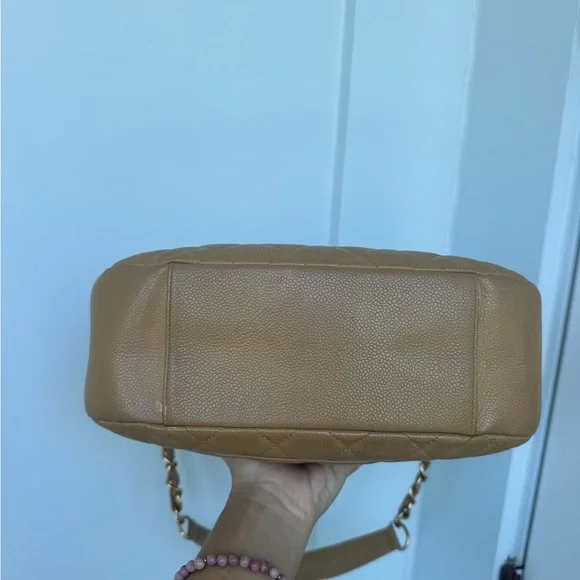✨ CHANEL Quilted Caviar Leather Shoulder Bag – Camel Beige – Made in Italy ✨ - Picture 11 of 16